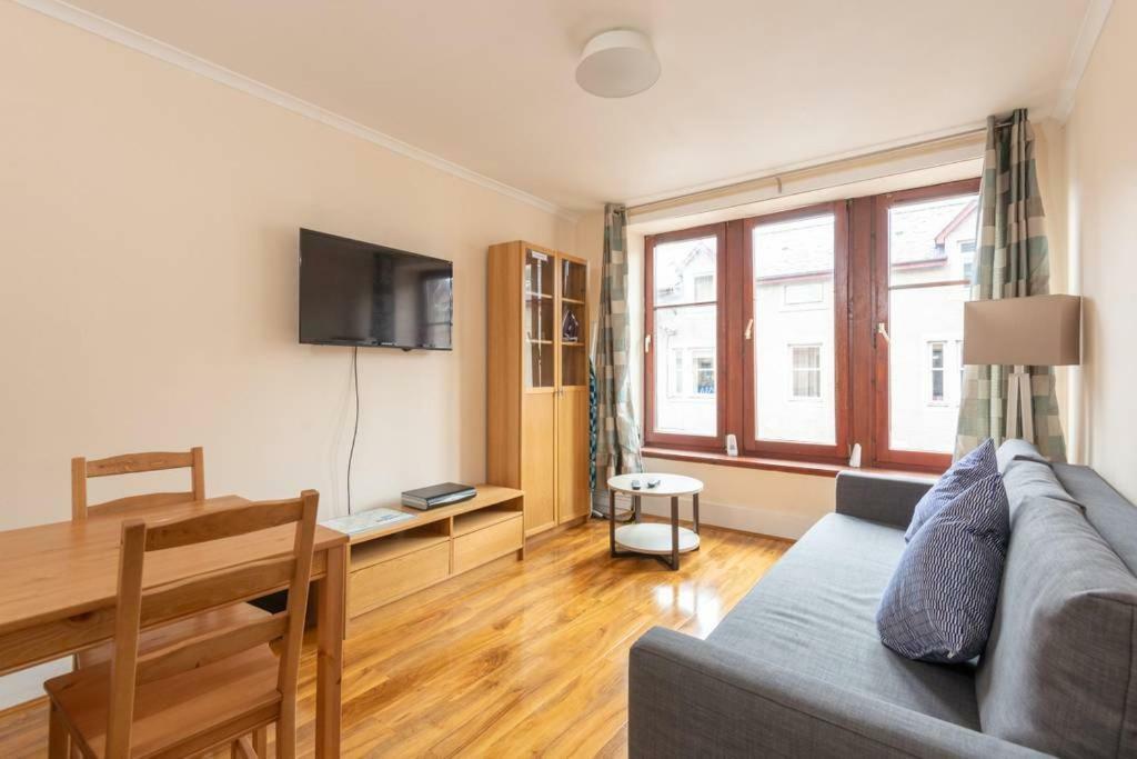 אינברנס Ness Central Apartment - Greig Street מראה חיצוני תמונה