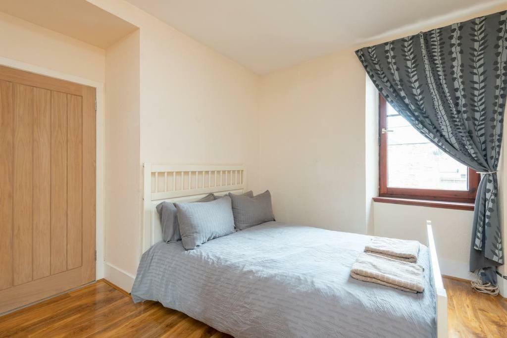 אינברנס Ness Central Apartment - Greig Street מראה חיצוני תמונה