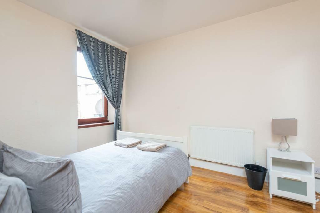 אינברנס Ness Central Apartment - Greig Street מראה חיצוני תמונה